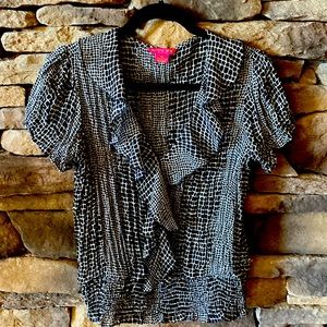 Sunny leigh petite small, black, short sleeve blouse